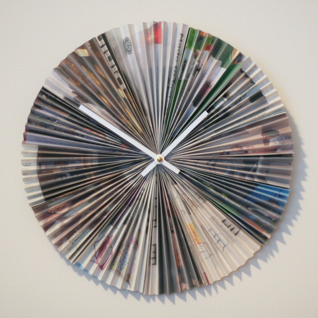 Accordion-style recycled magazine clock