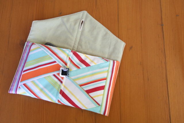 rainbow clutch - open