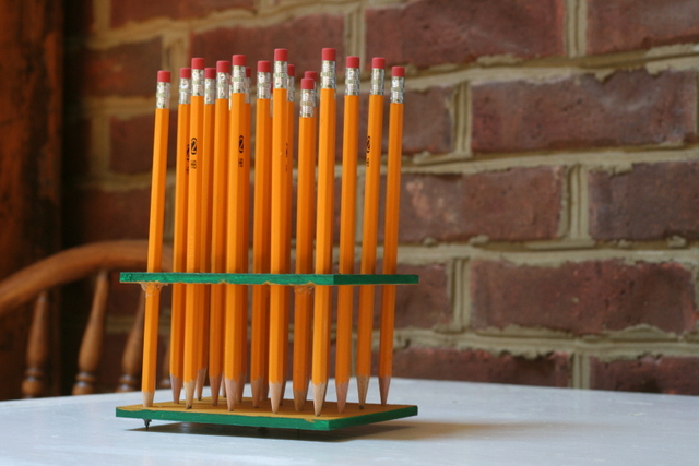 Floating Pencil Holder